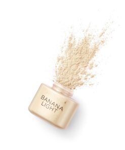 Makeup Revolution Baking Powder Banana Light