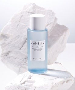 SKIN1004 Madagascar Centella Hyalu-Cica Brightening Toner 210ml