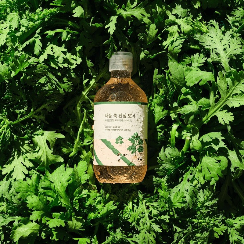 Round Lab Mugwort Calming Toner 300ml Round Lab Mugwort Calming Toner 300ml