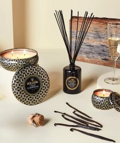 Voluspa 3-Wick Candle Decorative Tin Crisp Champagne 340g